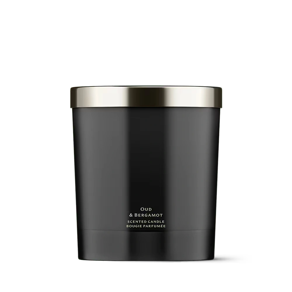 155-oud-bergamot-scented-candle-1.webp Oud & Bergamot Scented Candle