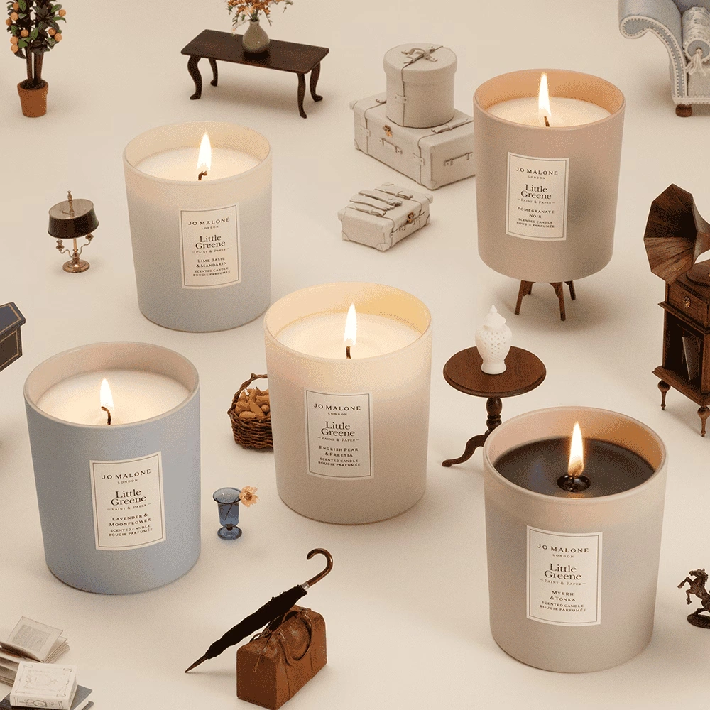 194-special-edition-pomegranate-noir-scented-candle-4.webp Special-Edition Pomegranate Noir Scented Candle