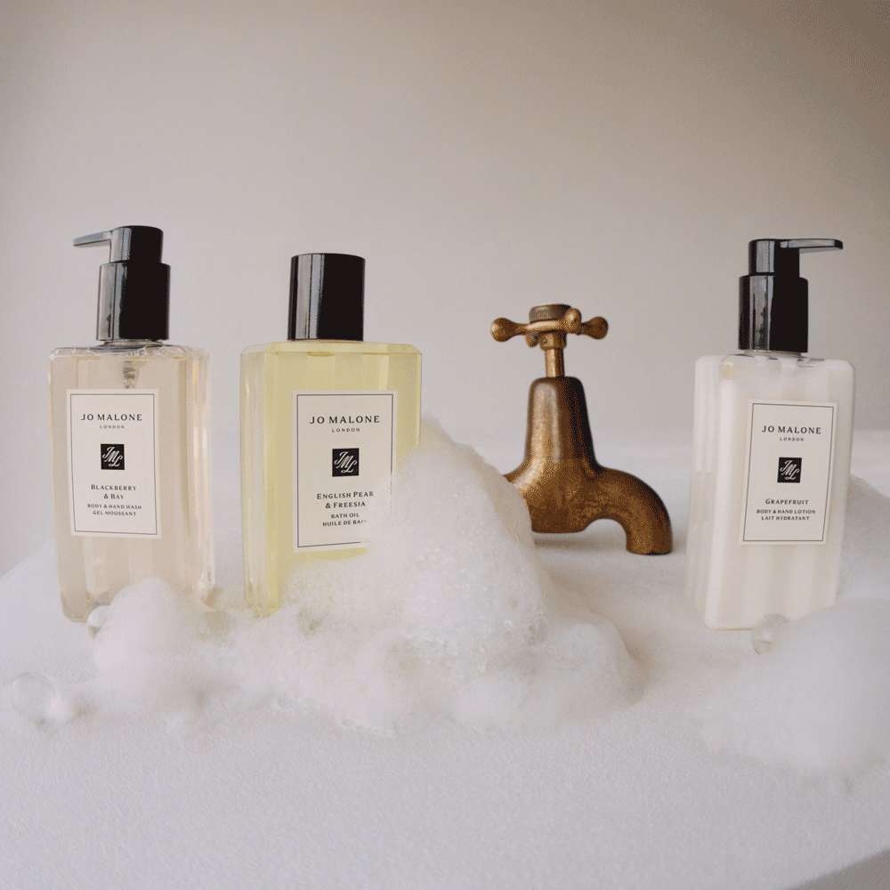 English Pear & Freesia Bath Oil